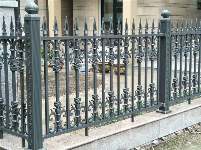 鋁藝圍欄